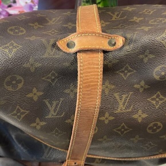 Louis Vuitton Saumur 35 Authentic 90'S Vintage Monogram Crossbody with COA - Picture 3 of 16